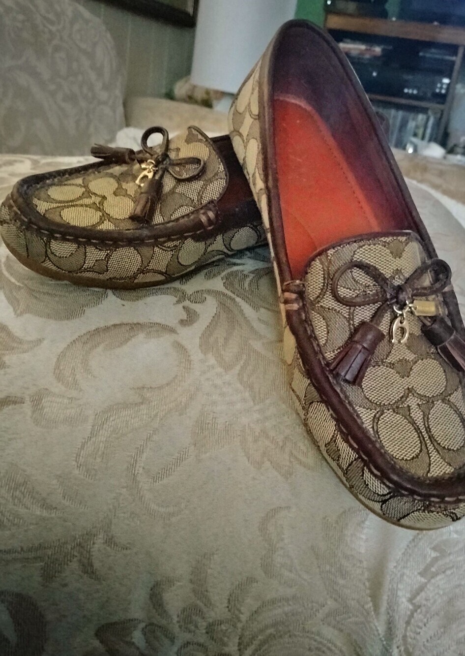 COACH 8.5 B  LOGO DRIVING LOAFER STYLE SHOES